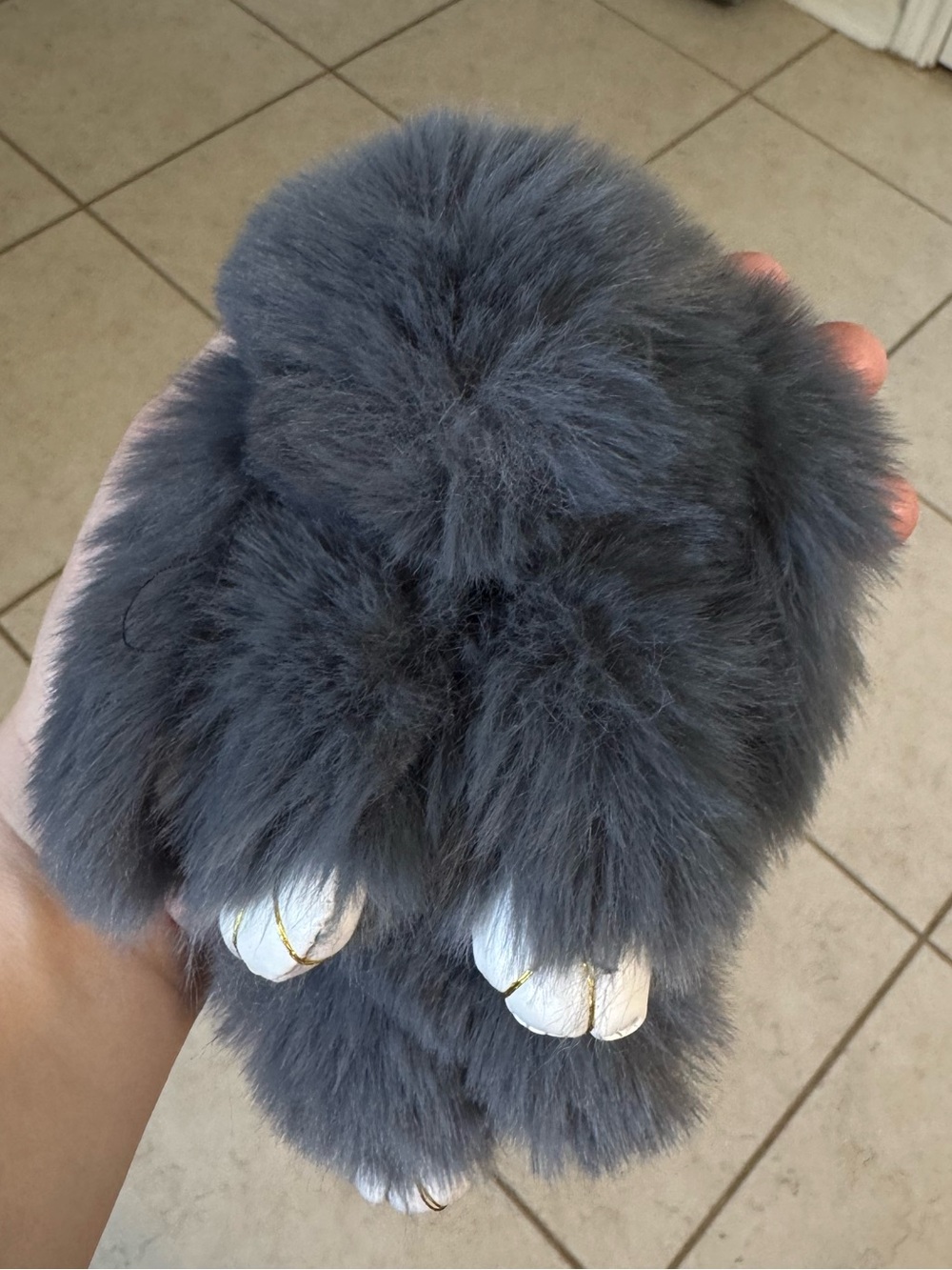 Fluffy Rabbit Keychain (Gray) - Picture 12 of 12